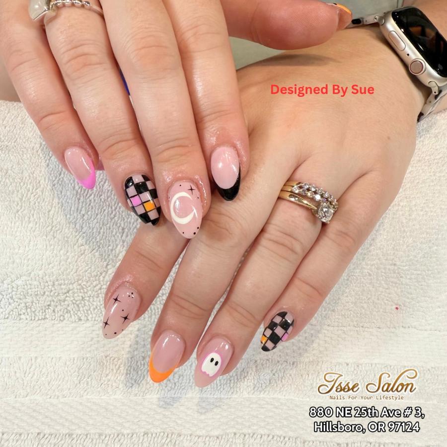 Isse Salon | Halloween Nail Collection
